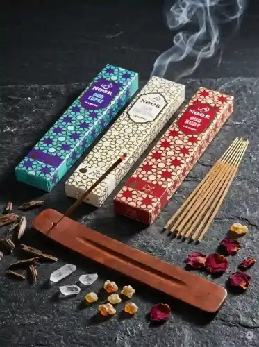 Kadzidełka Premium NOOR Oud Elixir Zestaw Tercet Topaz, Crystal i Ruby 3x 15g (2).webp