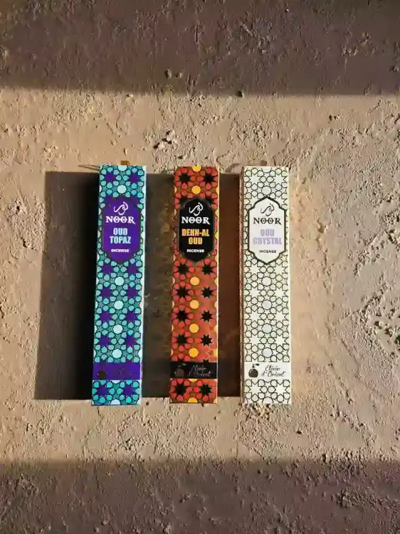 Kadzidełka Premium NOOR Oud Elixir Zestaw Tercet Topaz, Dehn Al Oud i Crystal 3x 15g (2)_1.webp