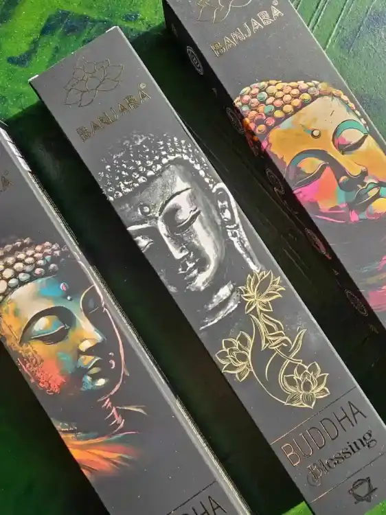 Kadzidełka BANJARA Buddha Zestaw Tercet Wisdom, Blessing i Bliss 3x15g (1)_1.webp
