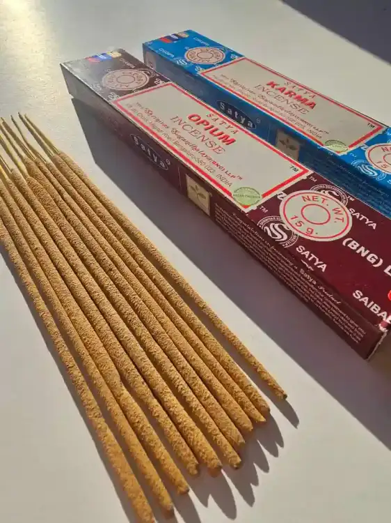 Kadzidełka SATYA Zestaw Duet Karma i Opium 2x15g (2)_1.webp