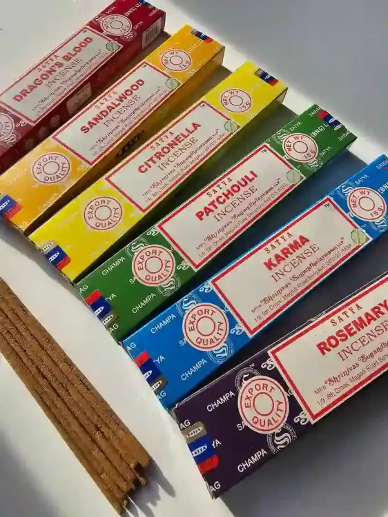 Kadzidełka SATYA Zestaw Wielka Kolekcja Komplet 6 zapachów 6x15g (3)_1.webp